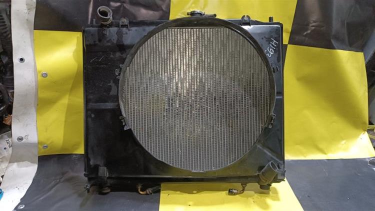 Радиатор основной Мицубиси Паджеро в Нефтеюганске 105075