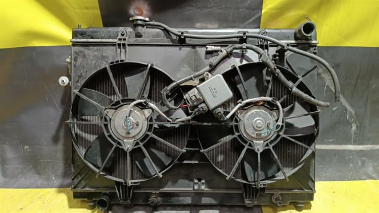 Радиатор основной Ниссан Фуга в Нефтеюганске 105345
