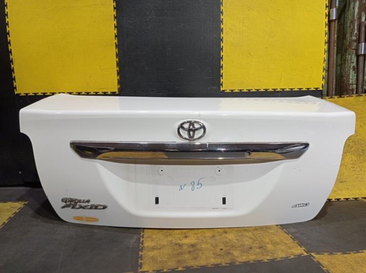 Крышка багажника Тойота Королла Аксио в Нефтеюганске 108392
