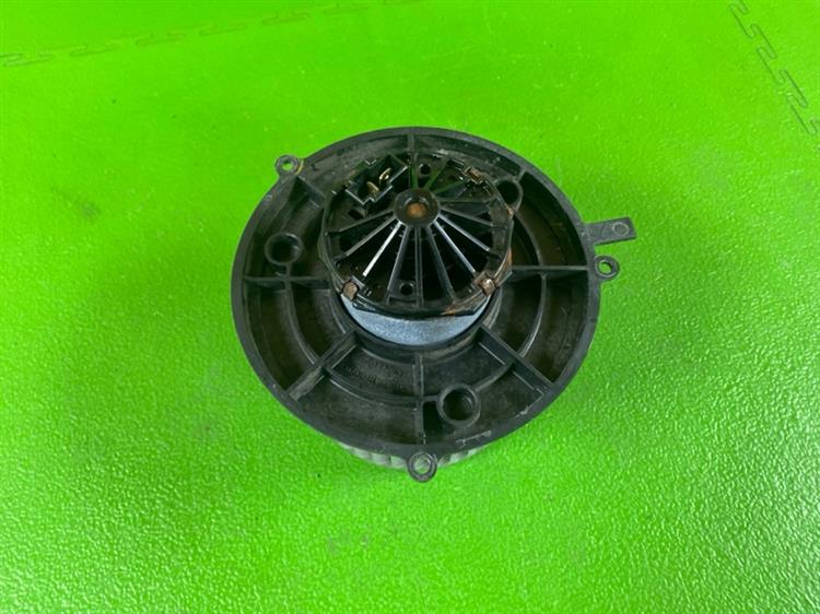 Мотор печки Тойота Териос Кид в Нефтеюганске 113143