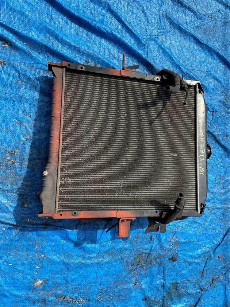 Радиатор основной Ниссан Дизель в Нефтеюганске 215604