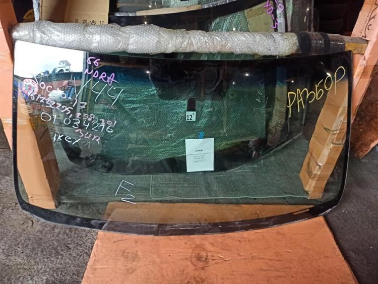 Лобовое стекло Тойота Тундра в Нефтеюганске 216494