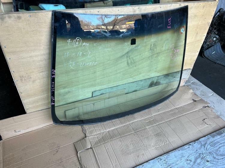 Лобовое стекло Хонда Цивик в Нефтеюганске 236512