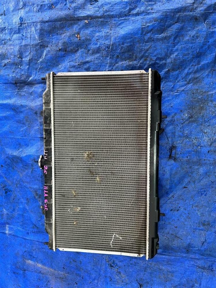 Радиатор основной Ниссан АД в Нефтеюганске 239700
