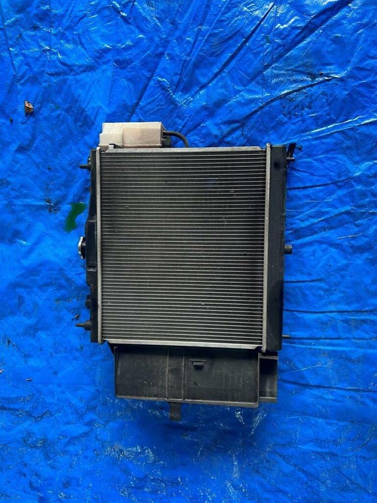 Радиатор основной Ниссан Куб в Нефтеюганске 245900