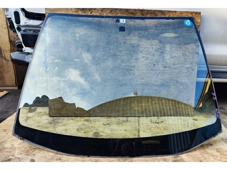 Лобовое стекло Тойота Ноах в Нефтеюганске 255790
