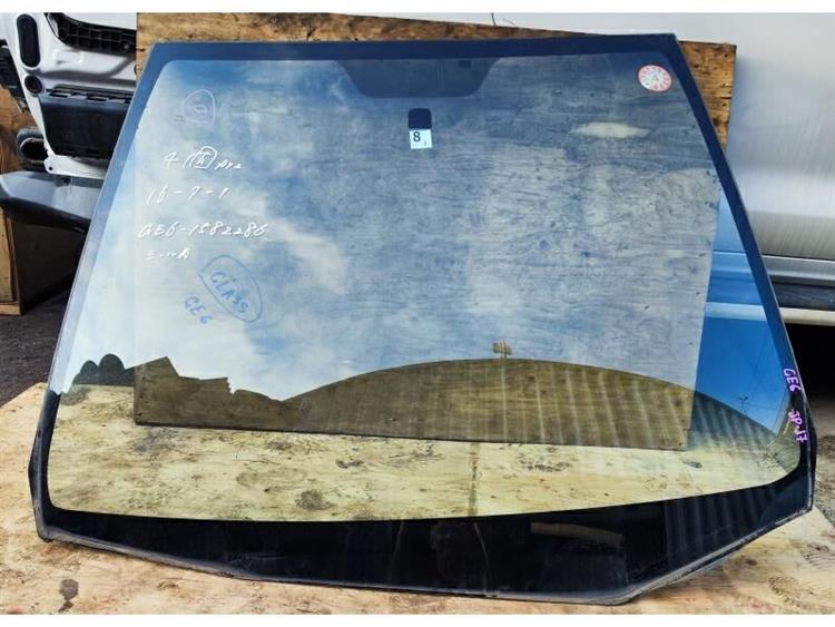 Лобовое стекло Хонда Фит в Нефтеюганске 255791
