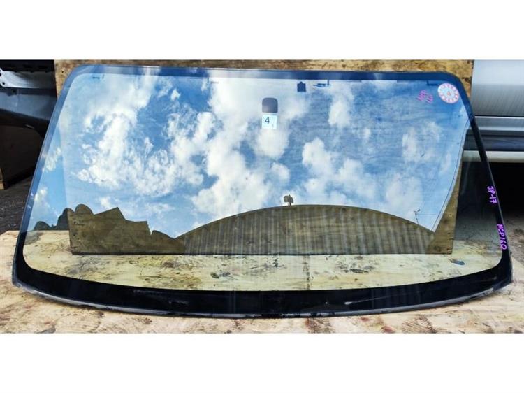 Лобовое стекло Тойота Саксид в Нефтеюганске 255800