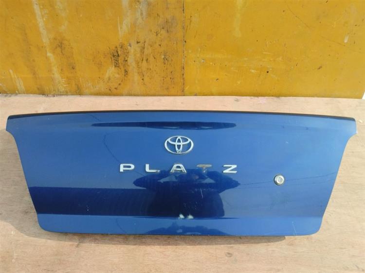 Крышка багажника Тойота Платц в Нефтеюганске 50762