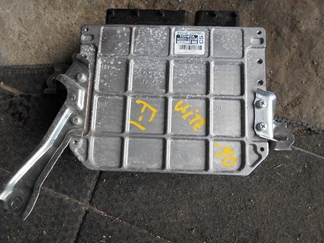Блок управления ДВС Тойота Витц в Нефтеюганске 695662