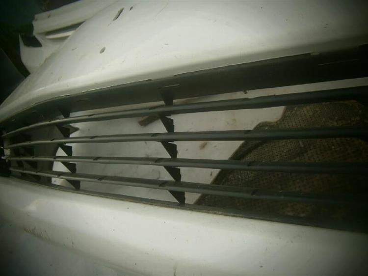 Решетка радиатора Тойота Приус в Нефтеюганске 72763