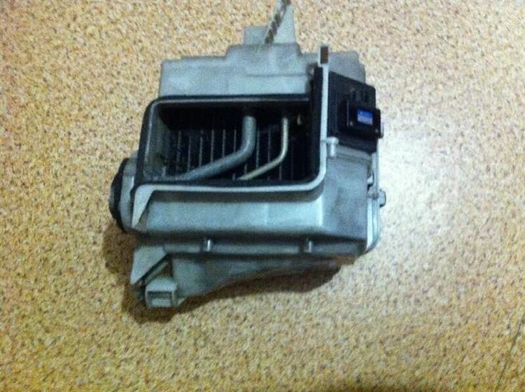 Радиатор кондиционера Мицубиси Паджеро в Нефтеюганске 8546
